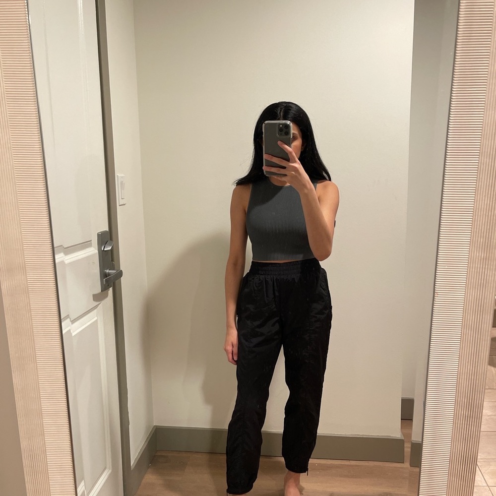Aritzia TNA track pants